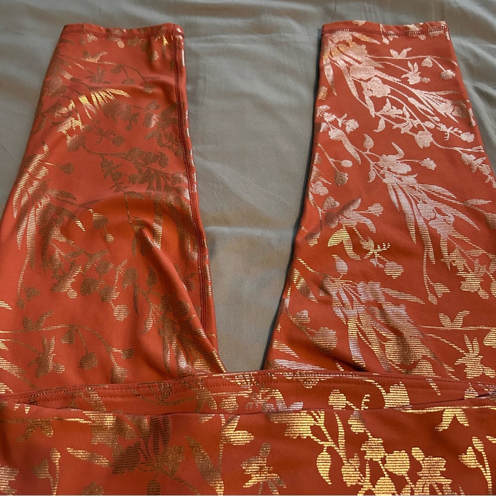 Fabletics Define Powerhold High Waisted Leggings - Picture 5 of 15